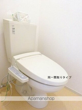メゾン　コンソラトゥールＡ[1LDK/47.08m2]のトイレ
