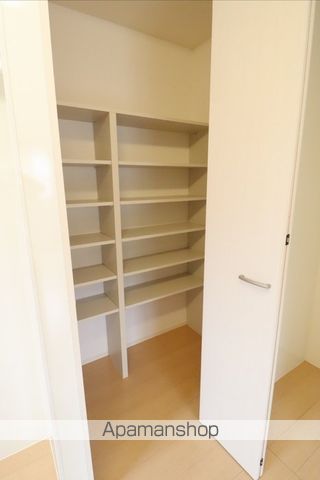 ビーノ IIの内装写真