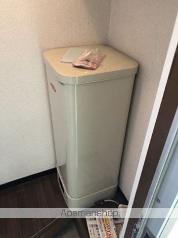 ロイヤルコート水車町の内装写真