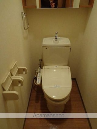 広島県福山市東手城町１丁目[3LDK/66.78m2]のトイレ