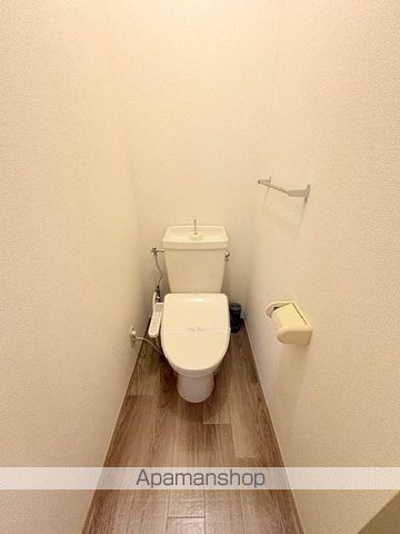 ロイヤルガーデン愛子 B棟の内装写真