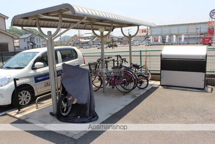 広島県福山市大門町１丁目[1LDK/52.99m2]の共用部1