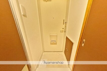 高知県高知市鏡川町[1R/20m2]の玄関