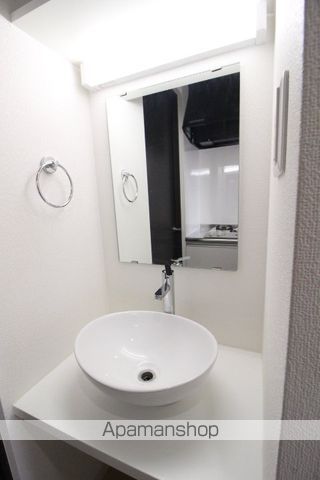 ASSICURATO西川原の内装写真