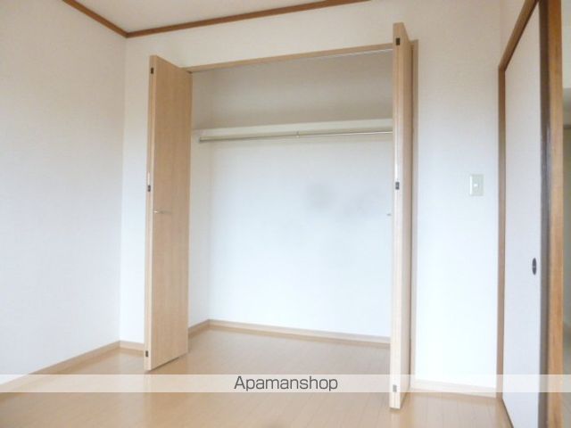 エムズ・アーク A棟の内装写真