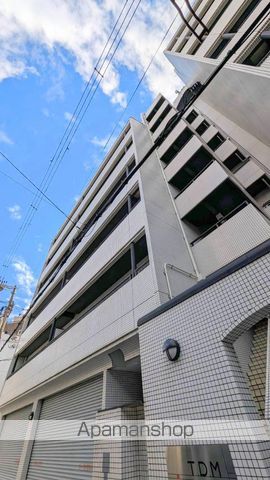 大阪市谷町線 南森町駅 徒歩9分 8階建 築33年の外観写真