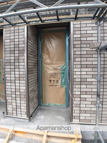 メゾンN18の玄関写真