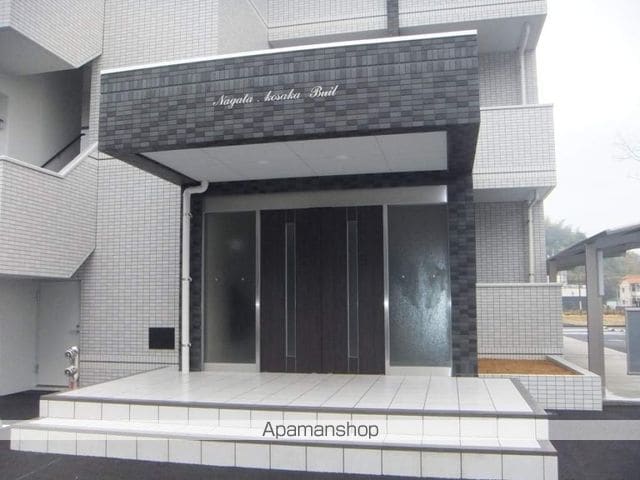 永田小坂ビルの玄関写真