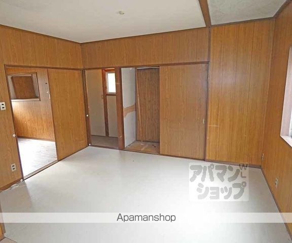叡山電鉄 宝ケ池駅 徒歩5分 2階建 築55年の内装写真