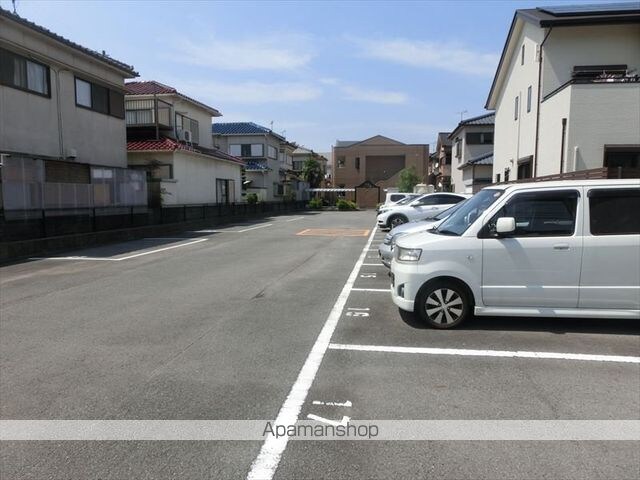 和歌山県和歌山市田尻[1K/24.84m2]の駐車場