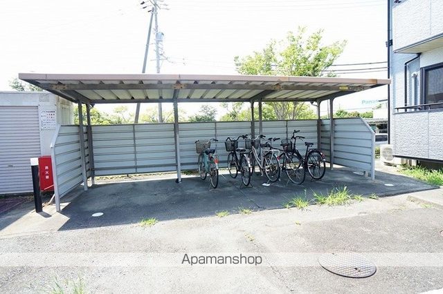 アムール・ヴィルAの外観写真