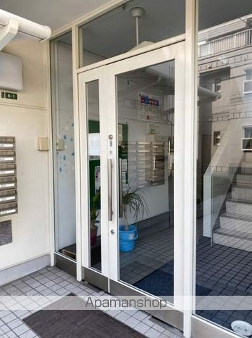 第6みぞたコーポの玄関写真