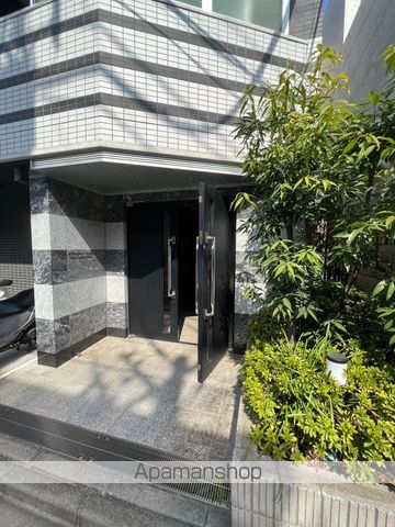 【中野区弥生町のマンションの写真】