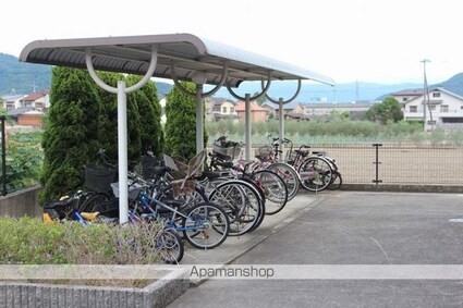 サンブリーゼ東山　Ａ[2LDK/57.48m2]の共用部1