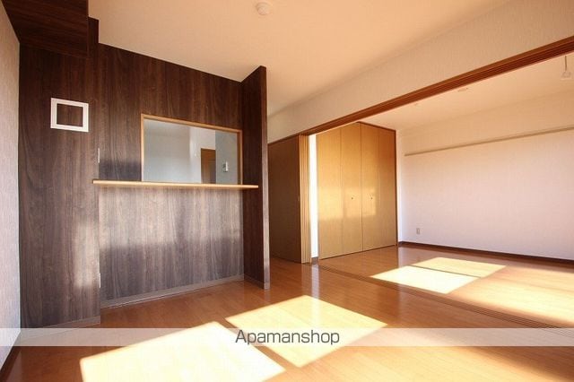 エクセレント小山の内装写真