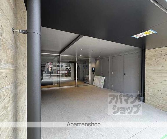 STANDZ京都二条の外観写真