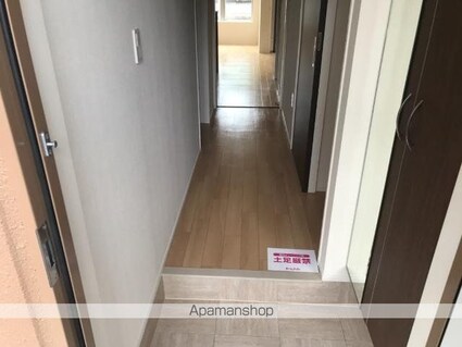 サンライズ西中田[1LDK/40m2]の玄関
