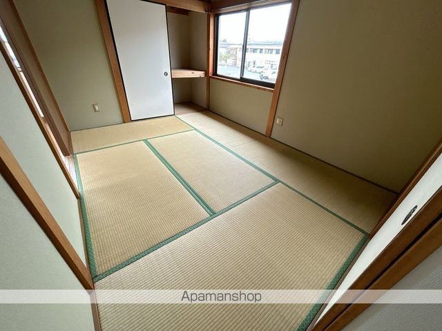東武鉄道東上線 新河岸駅 徒歩7分 2階建 築31年の内装写真