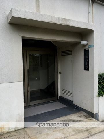 松園ハイツの玄関写真