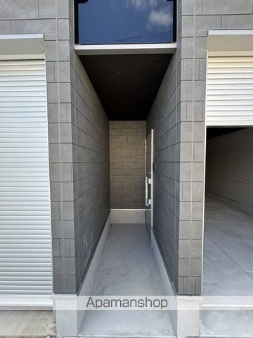 THE BASE HARAの玄関写真