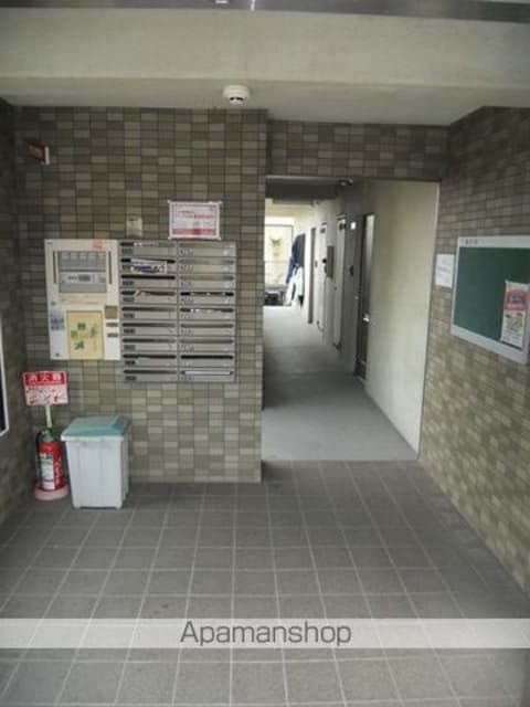 パティナＦ[3LDK/63m2]の共用部1