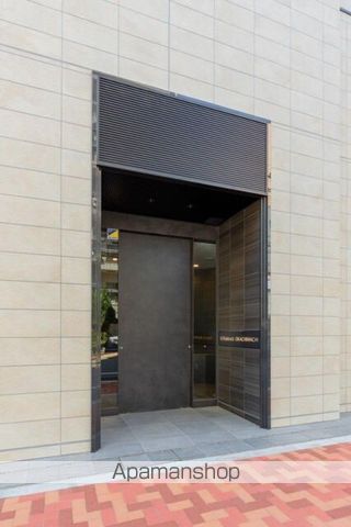 テラス御徒町の玄関写真