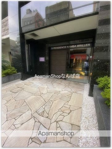 S−RESIDENCE難波BRILLERの玄関写真