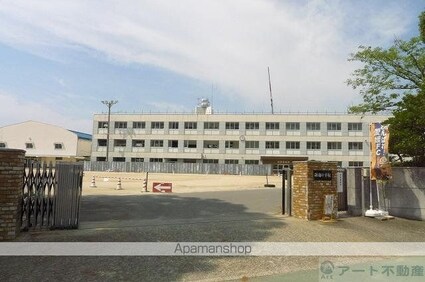 エルムウッド　Ａ棟[2LDK/55.45m2]の周辺1