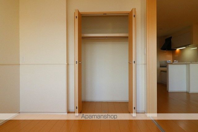 シャローム Bの内装写真