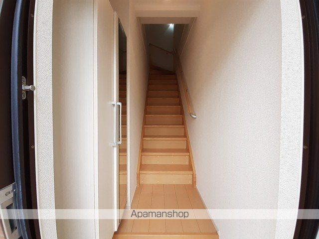 エミュレーヌ Aの内装写真