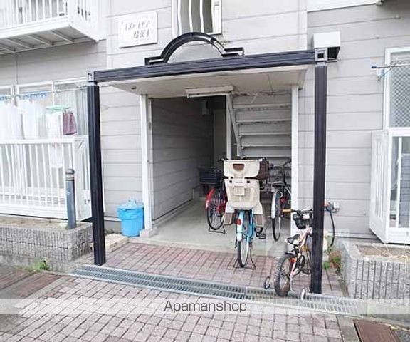 エステートピア松英1の玄関写真