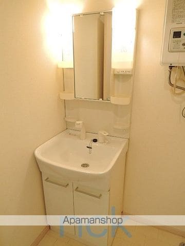 LEE SPACE栄町の内装写真
