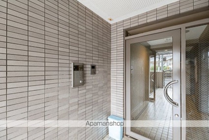 東京都武蔵野市中町２丁目[2DK/47.53m2]のエントランス