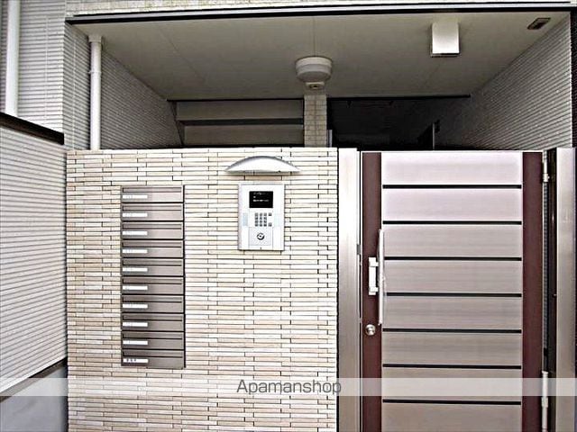 フジパレス幸栄の玄関写真