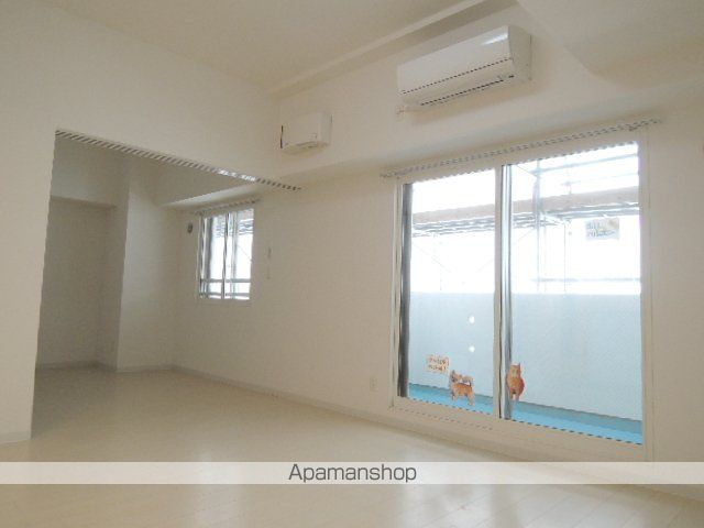 MODENA近代美術館の内装写真