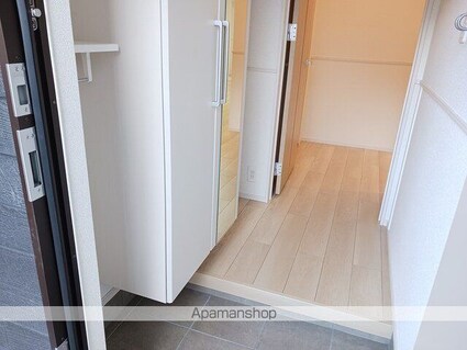 メゾンアルモニーⅢ[1LDK/50.14m2]の玄関