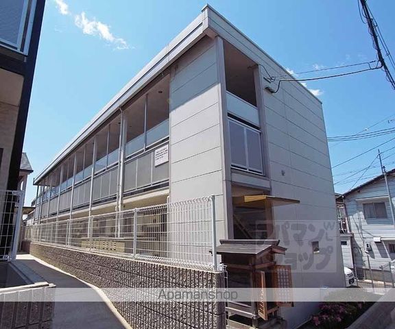 レオパレス鳥羽街道の外観写真