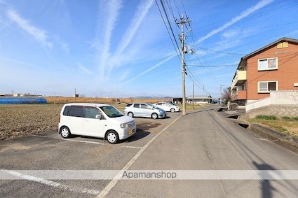 Ｔメーゾン[2DK/33m2]の駐車場