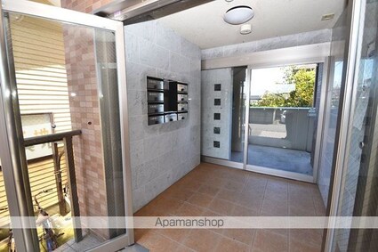 マンションティアラ[2LDK/56.7m2]の共用部1