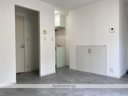 グリーングラス北新宿[1R/22.86m2]のリビング・居間2