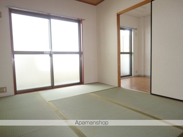 プチキャロルの内装写真