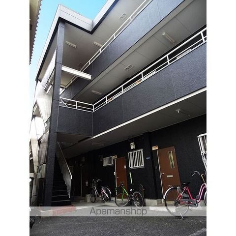 梶町マンションの玄関写真