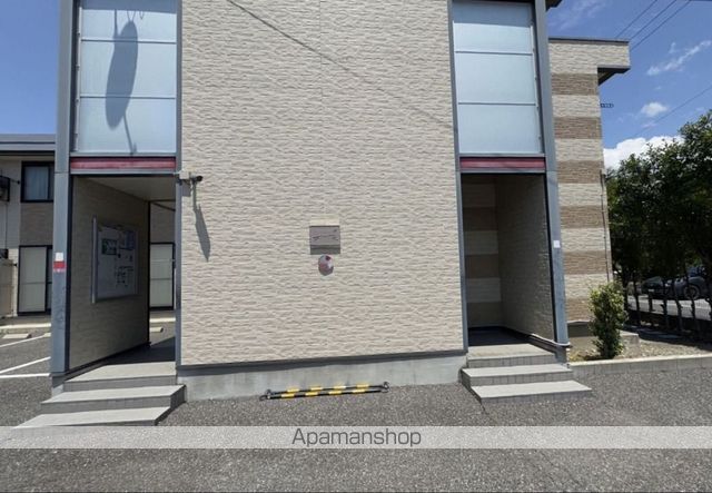 レオパレスLapinの外観写真