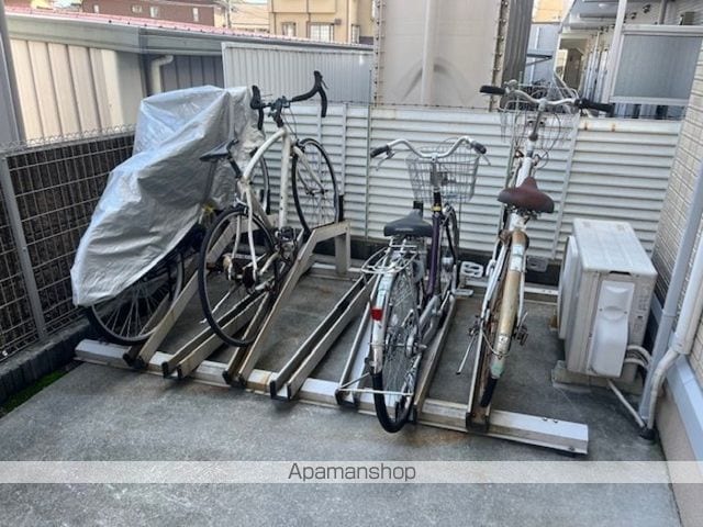 アリエスマンションの玄関写真