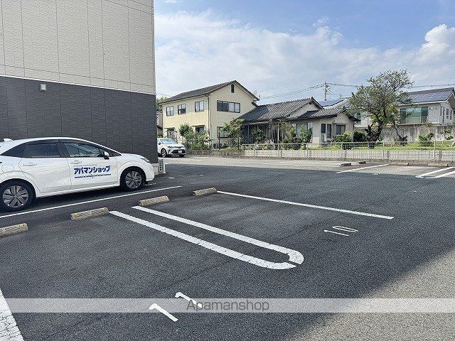 REPOSERのその他写真
