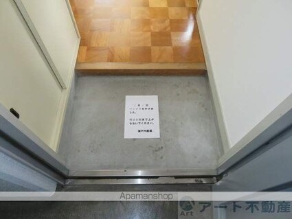 ニュー三番町ハイツ[1DK/32.17m2]の玄関