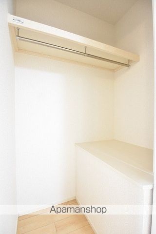 QーフロンティアIIIの内装写真