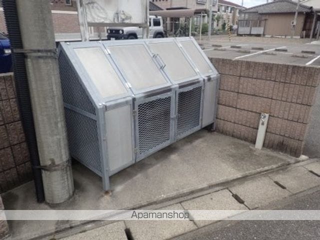 サンローゼの外観写真