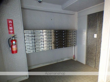 メゾンドール中寺[6LDK/100m2]の共用部4