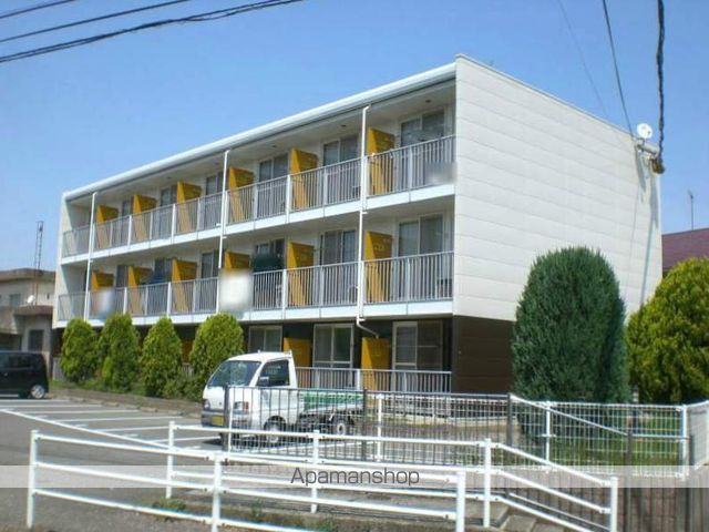 レオパレスフレイグラント多々良の玄関写真